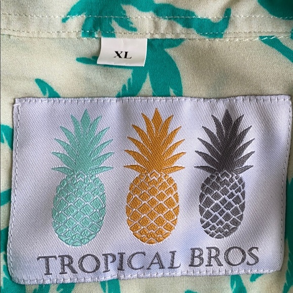 Tropical Bro’s palm tree Hawaiian style shirt - Picture 4 of 7